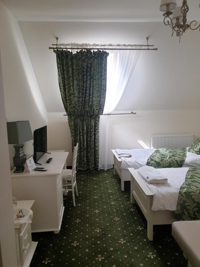 Pensiunea Gradina Verde Becicherecu Mic Exteriör bild
